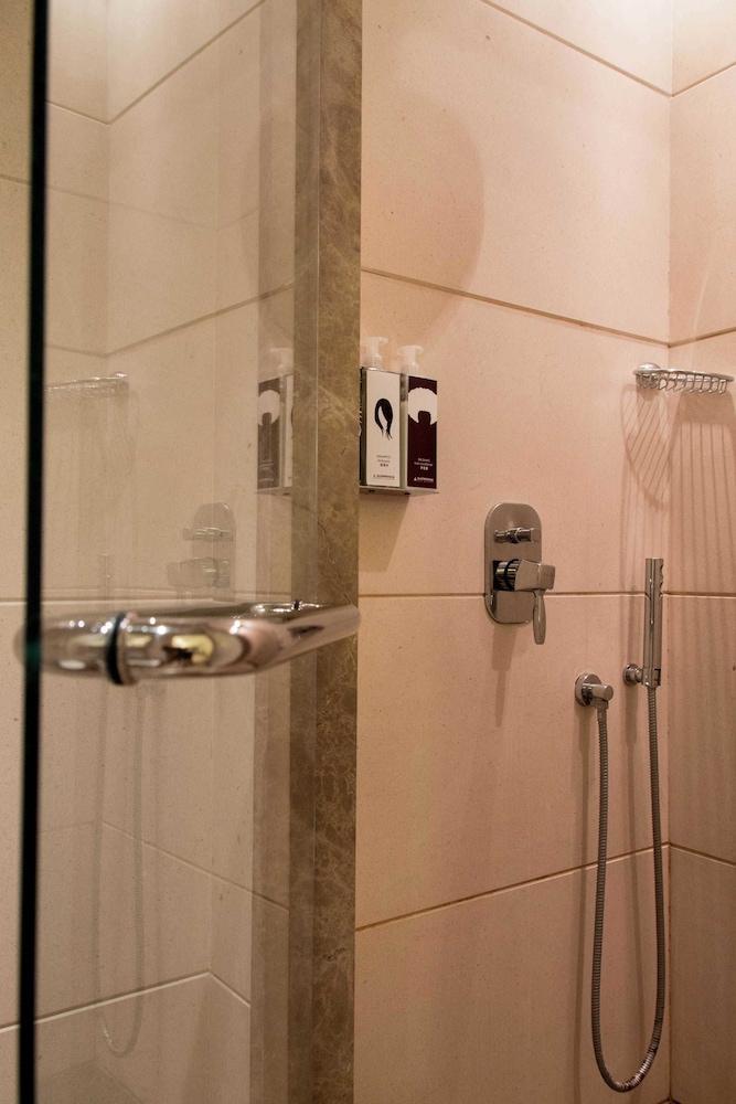 فندق Hilton Turin Centre المظهر الخارجي الصورة